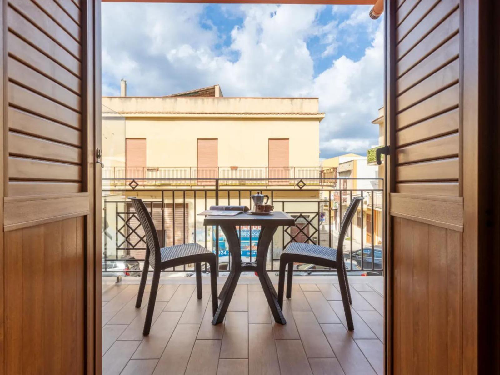 Azzurra Apartments Балестрате Екстериор снимка